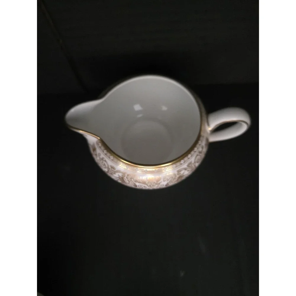 VINTAGE Wedgwood Bone China Gold Florentine Creamer and Sugar Bowl, England